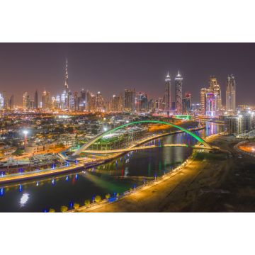 Lais Puzzle - Luftaufnahme der Toleranzbrücke und der Skyline des Stadtzentrums von Dubai. Architekturstruktur mit See oder Fluss, Vereinigte Arabische Emirate - 2.000 Teile