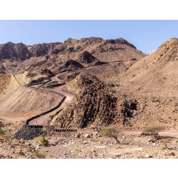 Lais Puzzle - Hatta Wadi Hub Bergkarrenabfahrt mit Autoreifen Zaun, Hajar-Gebirge, Vereinigte Arabische Emirate - 40, 100, 200, 500, 1.000 & 2.000 Teile