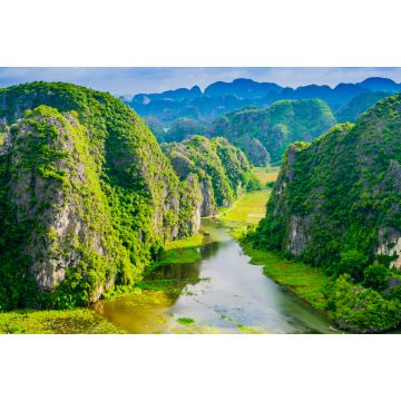 Lais Puzzle - Erstaunliche Aussicht auf Tam Coc mit Karstformationen und Reisfeldern, Provinz Ninh Binh, Vietnam - 2.000 Teile