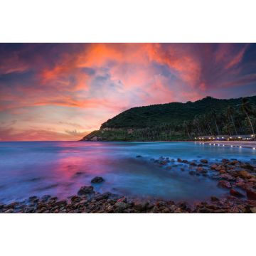 Lais Puzzle - Schöne Landschaft bei Sonnenuntergang auf der Insel Nam Du, Vietnam - 2.000 Teile