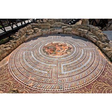 Lais Puzzle - Beeindruckendes und sehr gut erhaltenes Mosaik im "Haus des Theseus", im Archäologischen Park von Kato Paphos (UNESCO-Weltkulturerbe), Zypern - 2.000 Teile