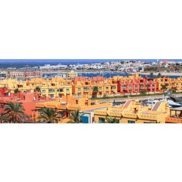 Lais Puzzle - Portimao in Portugal. Moderne Gebäude, die den Jachthafen umgeben, Panorama - 1.000 Teile