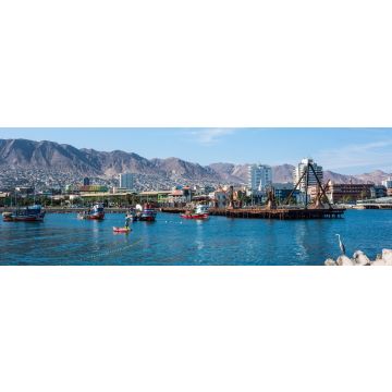 Lais Puzzle - Bunte hölzerne Fischerboote im Hafen von Antofagasta, Panorama - 1.000 Teile