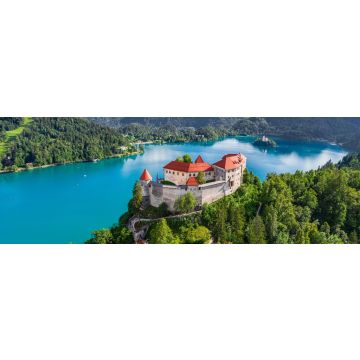 Lais Puzzle - Bled, Slowenien - Panoramablick aus der Luft auf die wunderschöne Burg Bled (Blejski Grad) mit dem Bleder See (Blejsko Jezero), der Kirche Maria Himmelfahrt und den Julischen Alpen im Hintergrund an einem Sommertag, Panorama - 1.000 Teile
