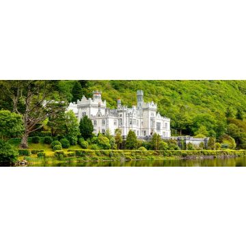 Lais Puzzle - Kylemore Abbey mit Wasserspiegelungen in Connemara, Grafschaft Galway, Irland, Europa. 1920 gegründetes Benediktinerkloster auf dem Gelände von Kylemore Castle. Mainistir na Coille Moire, Panorama - 1.000 Teile