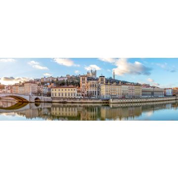Lais Puzzle - Kathedrale Saint Jean und Basilika Notre-Dame de Fourviere, ikonische Symbole von Lyon, Rhône, Frankreich, Panorama - 1.000 Teile