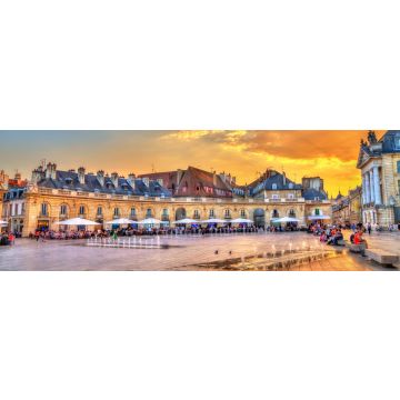 Lais Puzzle - Gebäude vor dem Ducal Palace in Dijon, Frankreich, Panorama - 1.000 Teile