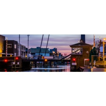 Lais Puzzle - Die beliebte Stadtbrücke Alphensebrug in Alphen aan den Rijn, Niederlande, wunderschöne Wasserlandschaft bei Sonnenuntergang, Panorama - 1.000 Teile