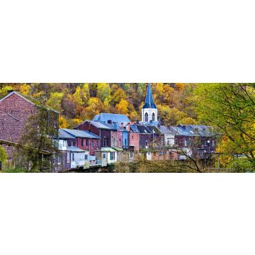 Lais Puzzle - Blick auf den Fluss Vesdre und die Kirche Saint Francois Xavier in der belgischen Stadt Chaudfontaine, Wallonien, Panorama - 1.000 Teile