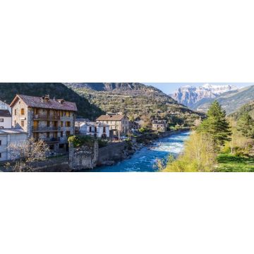 Lais Puzzle - Broto in Huesca, Aragon, Spanien, Panorama - 1.000 Teile