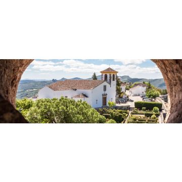 Lais Puzzle - Kirche der portugiesischen Stadt Marvão durch ein Loch gesehen, Panorama - 1.000 Teile