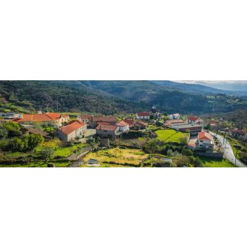 Lais Puzzle - Ländliche Landschaften in den Ausläufern der Serra da Estrella. Landkreis Guarda. Portugal, Panorama - 1.000 Teile