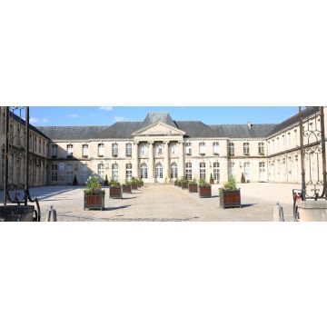 Lais Puzzle - Das historische Schloss Stanislas in Commercy, Lothringen, Grand Est, Frankreich, (Mairie, französisch, Stadtverwaltung, Hôtel de Ville, Rathaus), Panorama - 1.000 Teile
