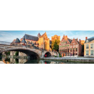 Lais Puzzle - Mittelalterliche Kathedrale und Brücke über einen Kanal in Gent - Gent, Belgien, Panorama - 1.000 Teile