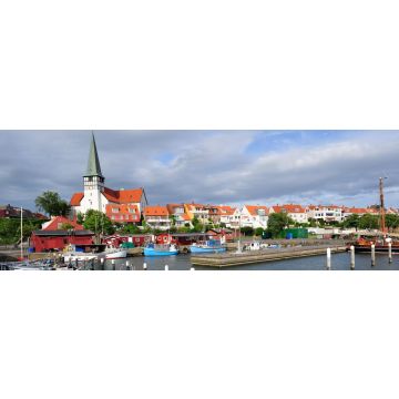 Lais Puzzle - Jachthafen und weiße Kirche in Ronne, Bornholm, Dänemark, Panorama - 1.000 Teile