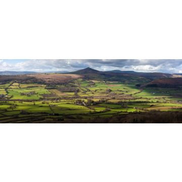 Lais Puzzle - Der Zuckerhut, ein Berg nordwestlich von Abergavenny in Monmouthshire, Wales, Panorama - 1.000 Teile