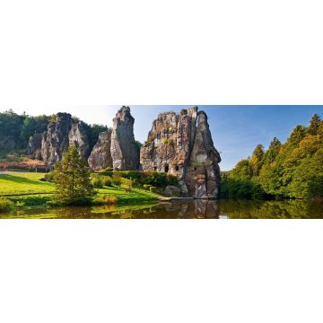 Lais Puzzle - Blick auf die Externsteine mit See vor dem Teutoburger Wald, Deutschland, Panorama - 1.000 Teile
