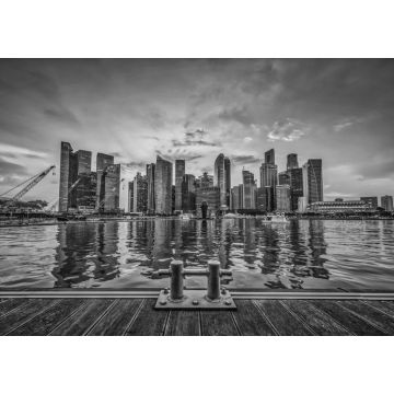 Lais Puzzle - Skyline von Singapur und Blick auf das Geschäftsviertel in der Innenstadt mit Holzsteg an der Marina Bay bei Sonnenuntergang. Vintage-Ton in schwarz weiß - 1.000 Teile