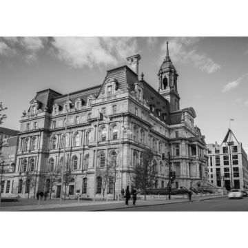 Lais Puzzle - Historisches Wahrzeichen Montreal City Hall während der Herbstsaison in Montreal, Quebec, Kanada in schwarz weiß - 1.000 Teile