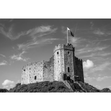 Lais Puzzle - Cardiff Castle Wales UK in der Castle Street ist eine normannische Festung aus dem 12. in schwarz weiß - 2.000 Teile