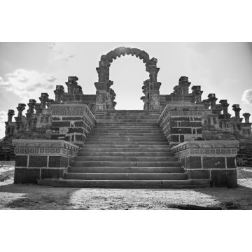 Lais Puzzle - Blick auf den alten historischen Ort Chattardi in Bhuj, Gujarat, Indien in schwarz weiß - 2.000 Teile