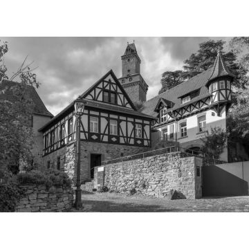 Lais Puzzle - Blick auf die mittelalterliche Burg Kronberg im Taunus, Hessen, Deutschland in schwarz weiß - 1.000 Teile