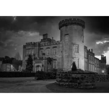 Lais Puzzle - Dromoland Castle im Westen Irlands in der Abenddämmerung in schwarz weiß - 1.000 Teile
