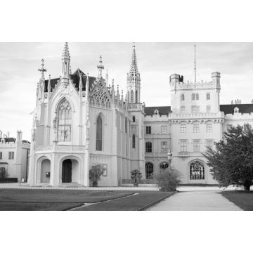 Lais Puzzle - Schloss Lednice Schloss in Mähren, Tschechische Republik. UNESCO-Weltkulturerbe in schwarz weiß - 2.000 Teile