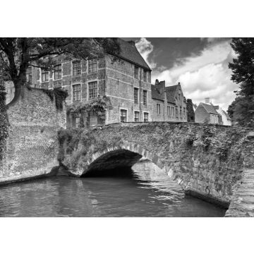 Lais Puzzle - Häuser entlang der Kanäle von Brügge oder Bruges, Belgien in schwarz weiß - 500, 1.000 & 2.000 Teile