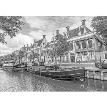 Lais Puzzle - Boote in einem Kanal in Harlingen in schwarz weiß - 500, 1.000 & 2.000 Teile