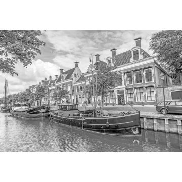 Lais Puzzle - Boote in einem Kanal in Harlingen in schwarz weiß - 2.000 Teile