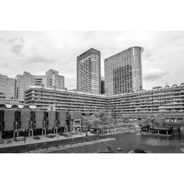 Lais Puzzle - Blick auf den Barbican-Komplex in London, England in schwarz weiß - 2.000 Teile