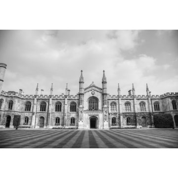 Lais Puzzle - Innenhof des Corpus Christi College in Cambridge, UK in schwarz weiß - 2.000 Teile