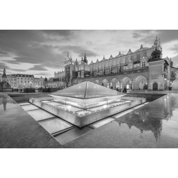 Lais Puzzle - Tuchhallengebäude Sukiennice bei Nacht auf dem Hauptplatz von Krakau, Polen in schwarz weiß - 2.000 Teile