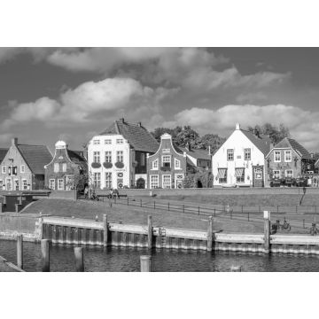 Lais Puzzle - Historische Häuserfassaden in der Sielstraße im Fischereihafen von Greetsiel, Niedersachsen, Deutschland in schwarz weiß - 1.000 Teile