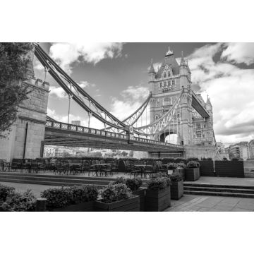 Lais Puzzle - Londoner Tower Bridge an einem bewölkten Tag in schwarz weiß - 2.000 Teile