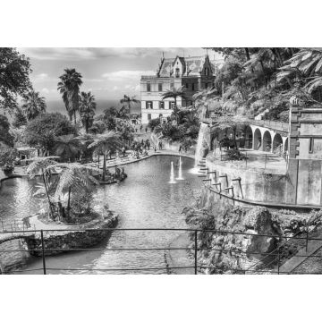 Lais Puzzle - Szenerie des Monte Palace Tropical Garden. Funchal, Insel Madeira, Portugal in schwarz weiß - 1.000 Teile