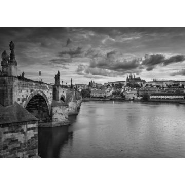 Lais Puzzle - Prag. Bild von Prag, der Hauptstadt der Tschechischen Republik, während eines wunderschönen Sonnenuntergangs in schwarz weiß - 500, 1.000 & 2.000 Teile