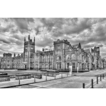 Lais Puzzle - Blick auf die Queen's University in Belfast - Nordirland in schwarz weiß - 2.000 Teile