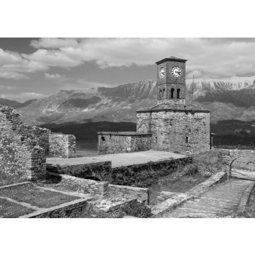Lais Puzzle - Blick auf die Burg Gjirokaster in Albanien in schwarz weiß - 500, 1.000 & 2.000 Teile