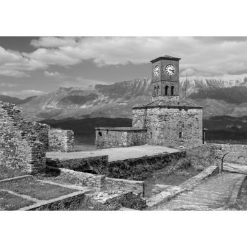 Lais Puzzle - Blick auf die Burg Gjirokaster in Albanien in schwarz weiß - 1.000 Teile