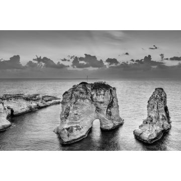 Lais Puzzle - Raouche oder Taubenfelsen in Beirut, Libanon in schwarz weiß - 2.000 Teile