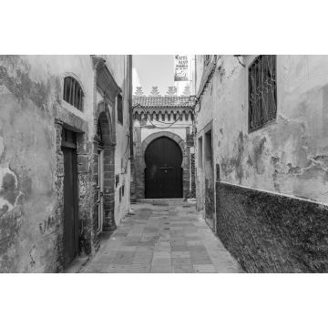 Lais Puzzle - Alte Straße in der Medina von Essaouira, Marokko in schwarz weiß - 2.000 Teile