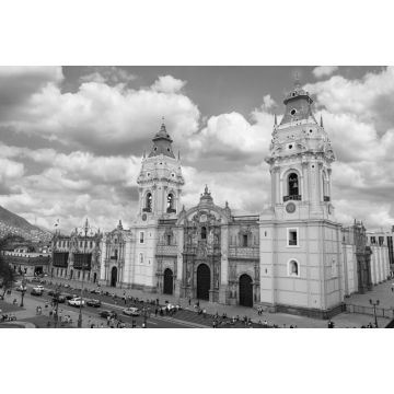 Lais Puzzle - Die Basilika-Kathedrale von Lima auf dem Plaza Mayor, Lima, Peru, Südamerika in schwarz weiß - 2.000 Teile