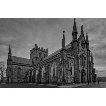 Lais Puzzle - St. Patricks Kathedrale, Armagh, Nordirland in schwarz weiß - 2.000 Teile