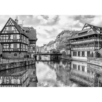 Lais Puzzle - Traditionelle Fachwerkhäuser am Grachtenviertel La Petite France in Straßburg, UNESCO-Weltkulturerbe, Elsass in schwarz weiß - 1.000 Teile