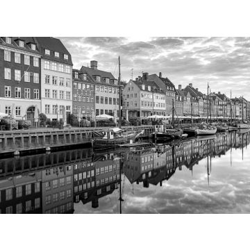 Lais Puzzle - Kopenhagen. Nyhavn-Kanal, bunte Häuser und Stadtmauer bei Sonnenaufgang in schwarz weiß - 500, 1.000 & 2.000 Teile