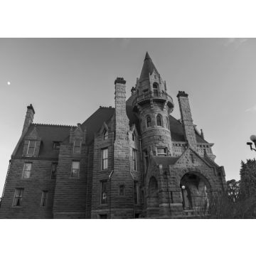 Lais Puzzle - Craigdarroch Castle, schottisches Herrenhaus aus der viktorianischen Ära, historische Stätte Kanadas, Außenansicht des Gebäudes in Victoria BC in schwarz weiß - 500, 1.000 & 2.000 Teile