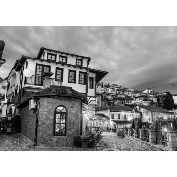 Lais Puzzle - Traditionelle Häuser in Ohrid, Nordmazedonien in schwarz weiß - 500, 1.000 & 2.000 Teile