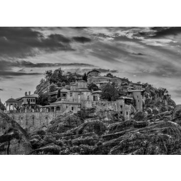 Lais Puzzle - Kloster von Varlaam und Kloster der Verklärung des Heilands in Meteora, Griechenland in schwarz weiß - 500, 1.000 & 2.000 Teile